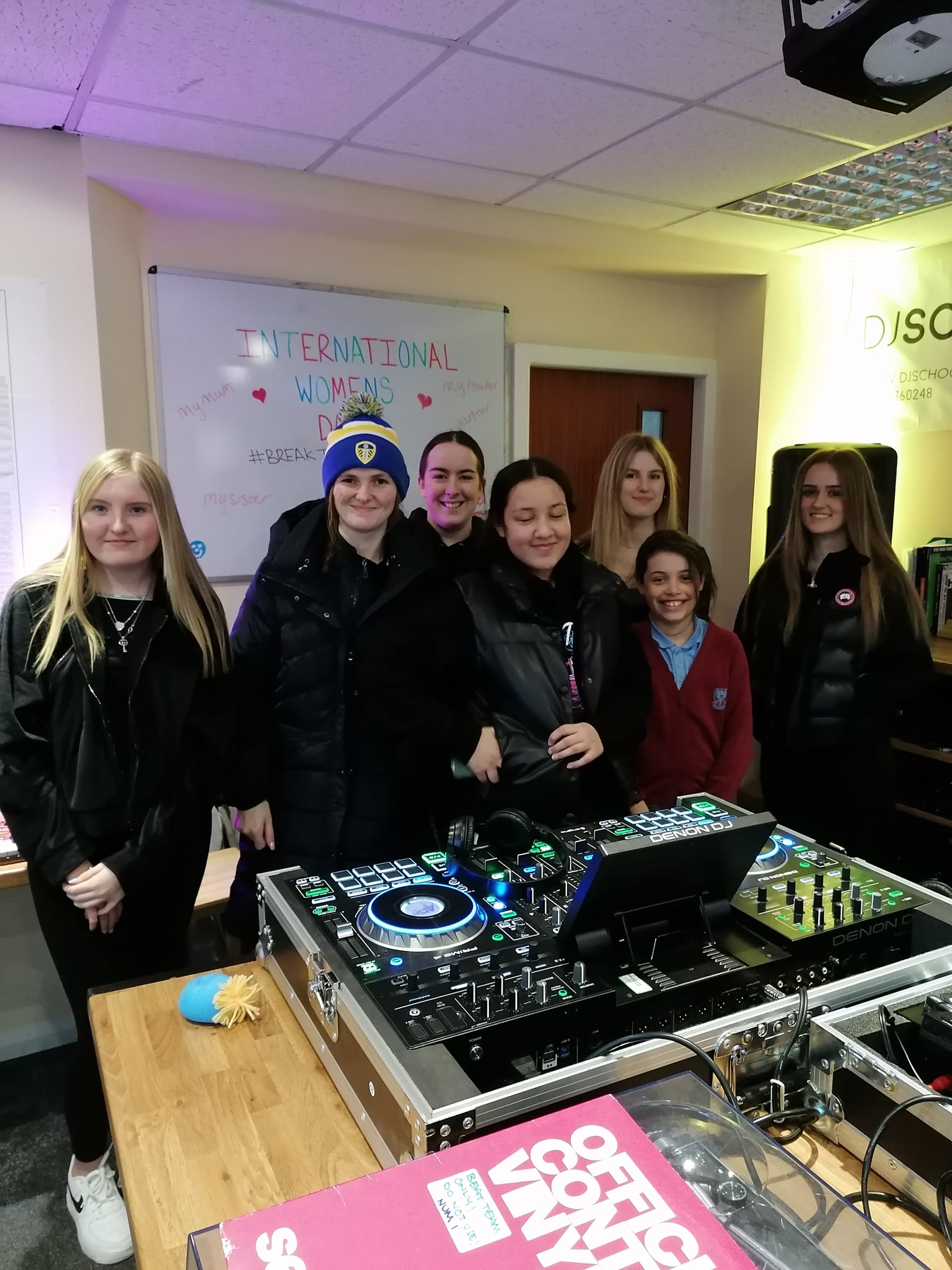 dj-school-uk-are-looking-for-2-non-executive-directors-to-join-our-board-youth-music-network